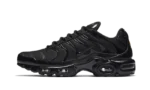 Nike-Air-Max-Plus-Triple-Black-604133-050-2
