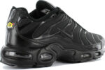 nike-air-max-plus-604133-050-black-black-black (2)